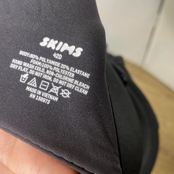 Skims fits everybody T-Shirt underwire bra size 42D Onix NWT - Picture 5 of 7